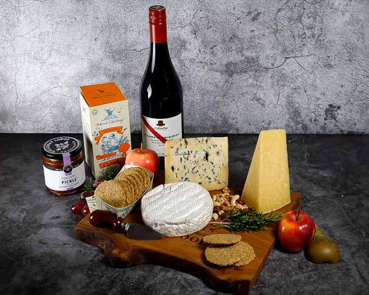 tipple and cheese red wine hamper